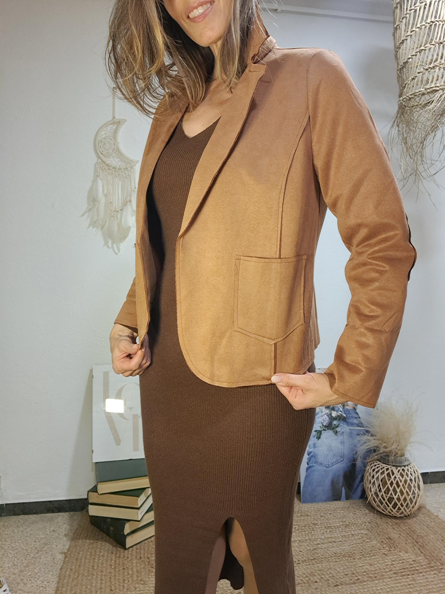 Americana antelina camel