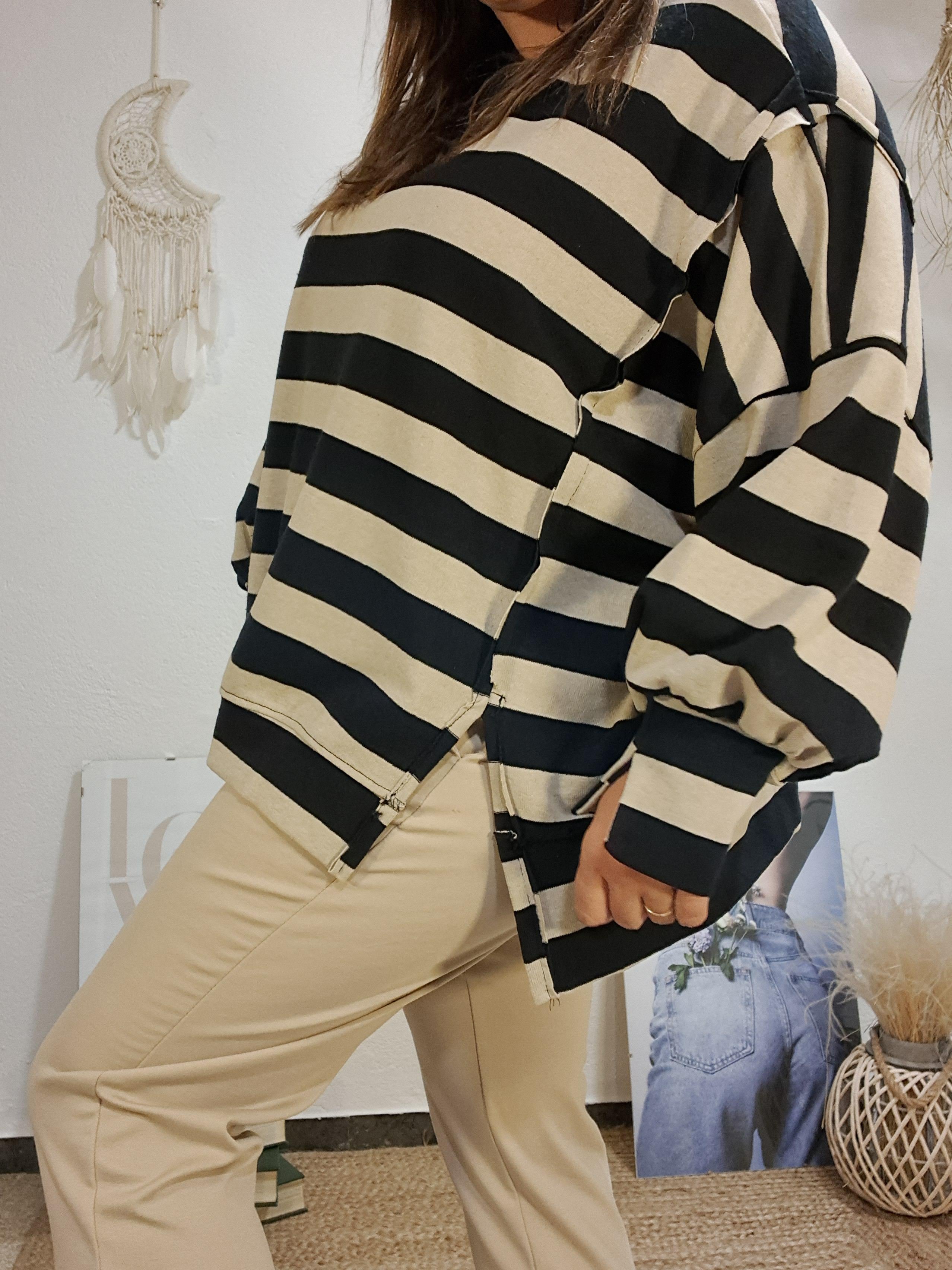 Jersei de ratlles oversize negre