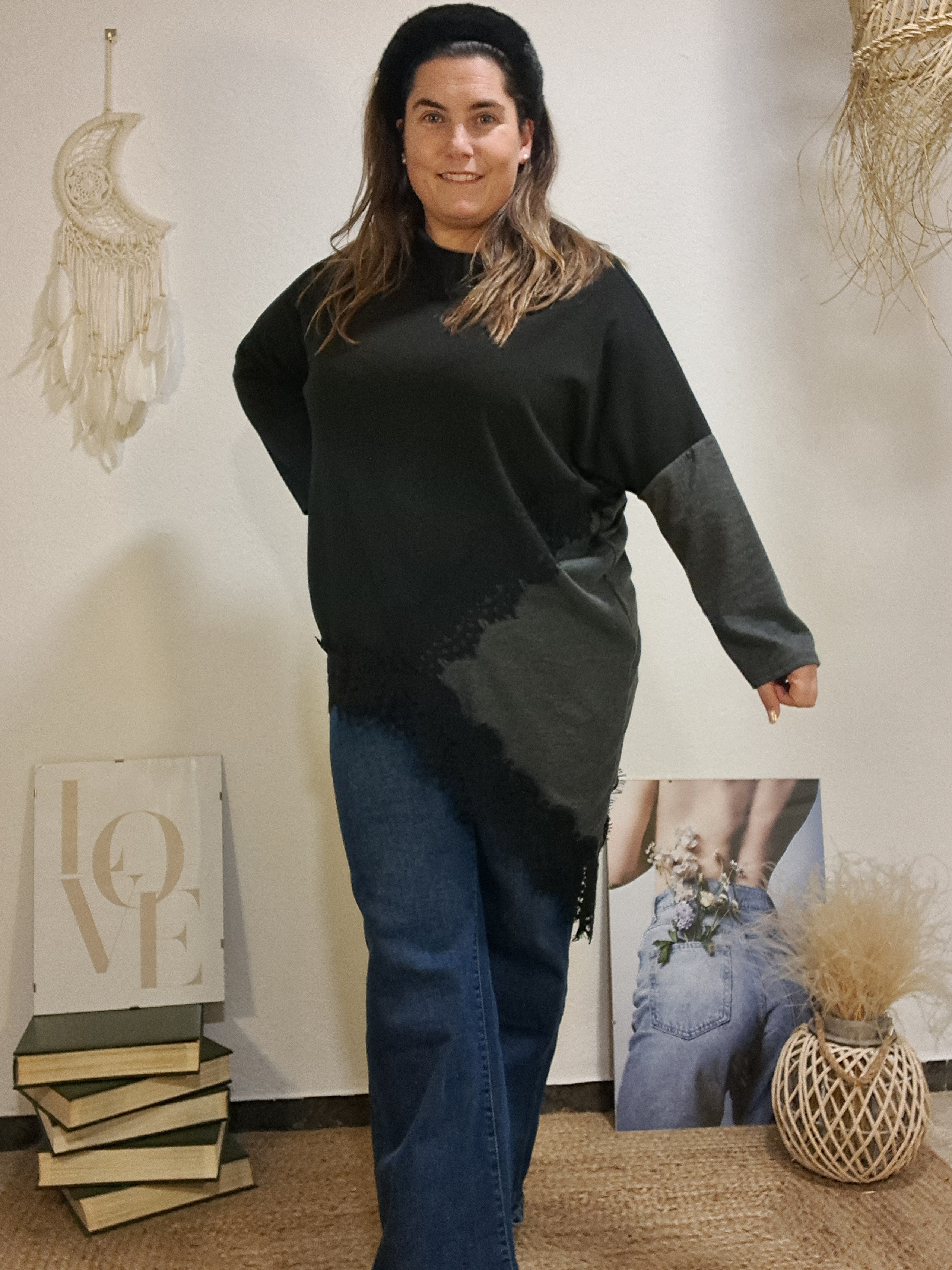 Samarreta asimètrica negra