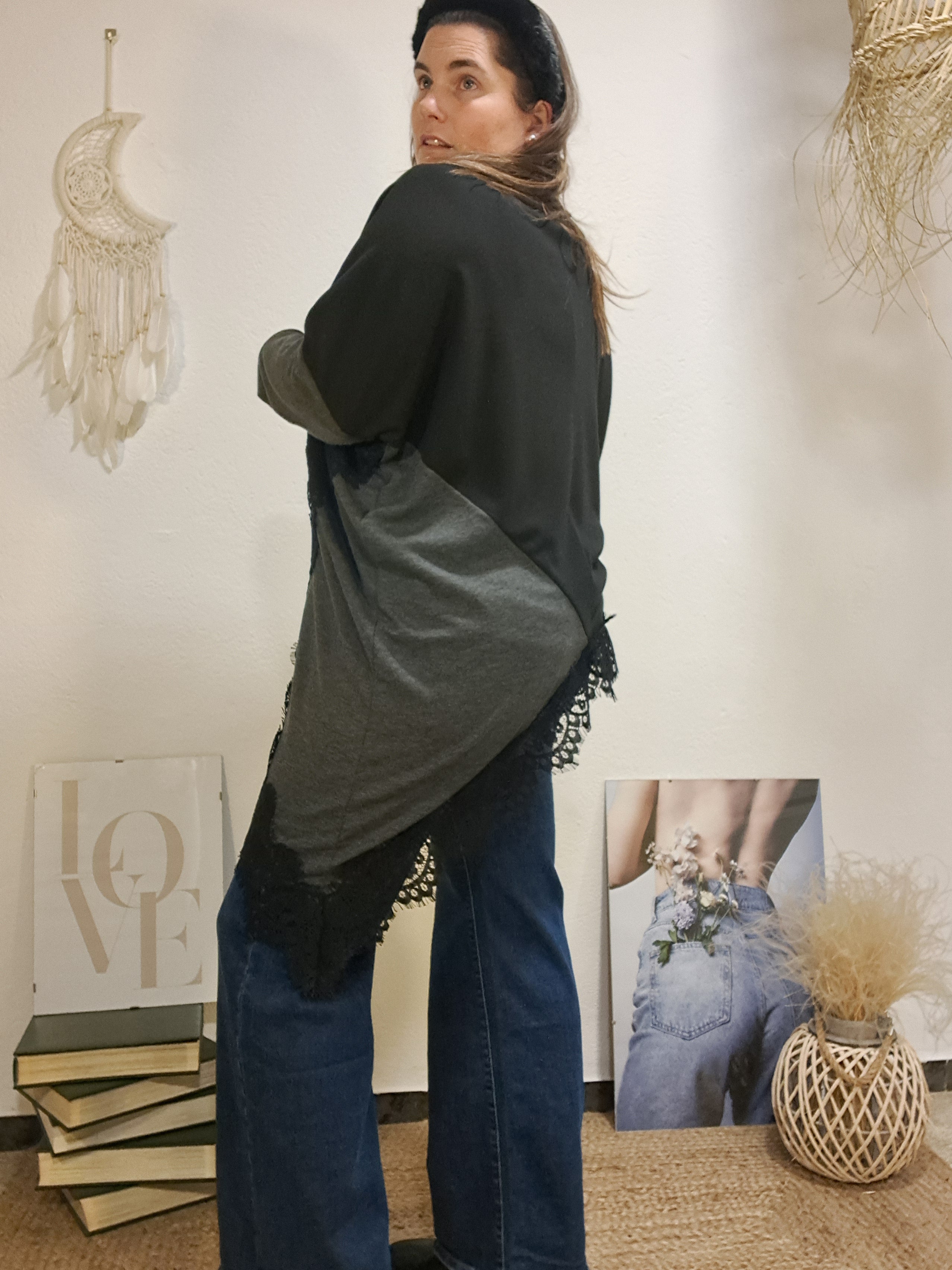 Samarreta asimètrica negra