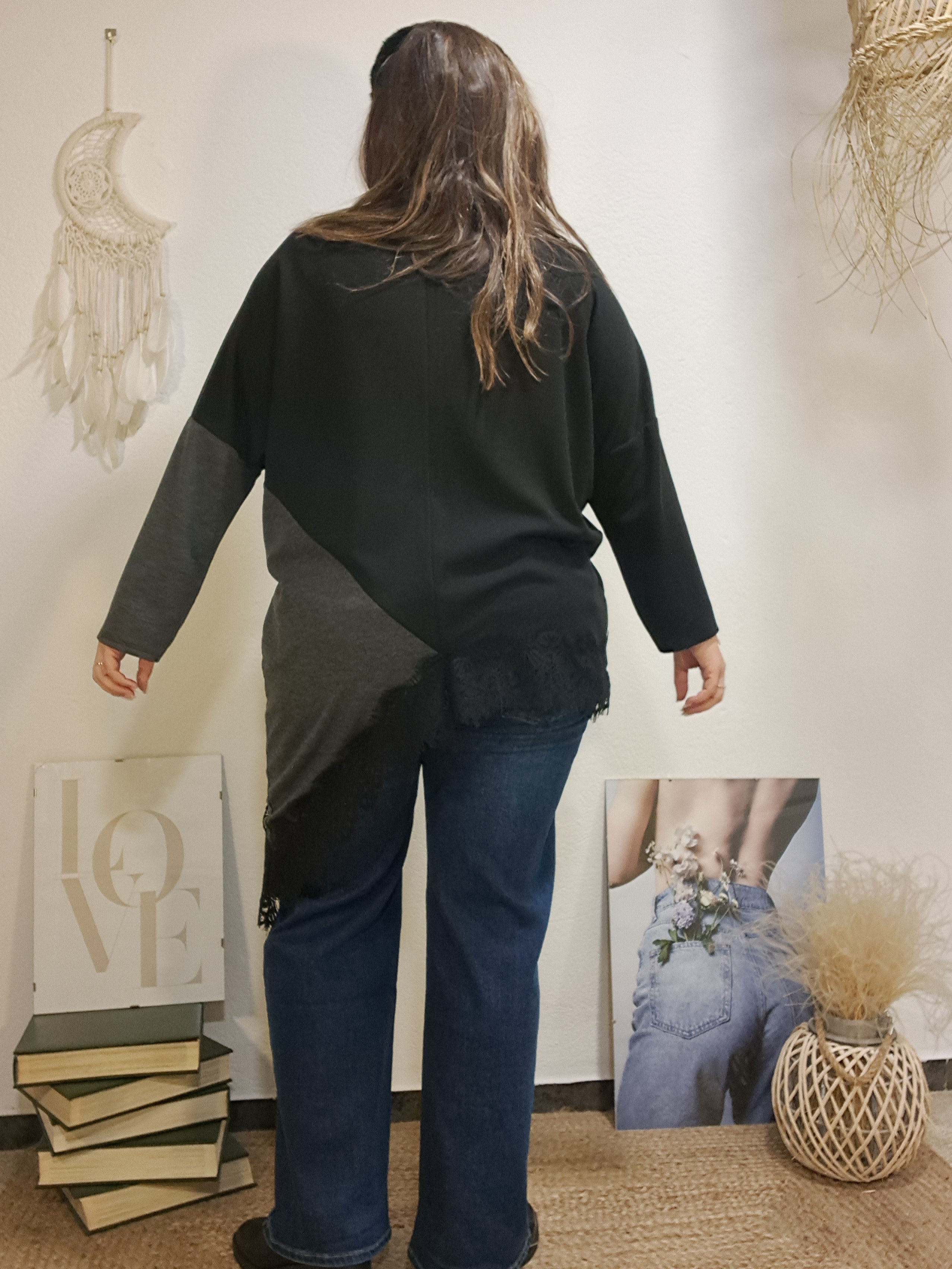 Samarreta asimètrica negra